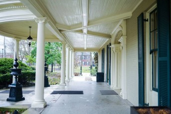 3rd-street-colonnade-1