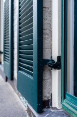 3rd-street-exterior-window-shutters-hinges