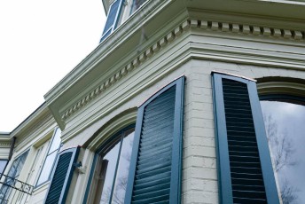 3rd-street-bay-window-cornice